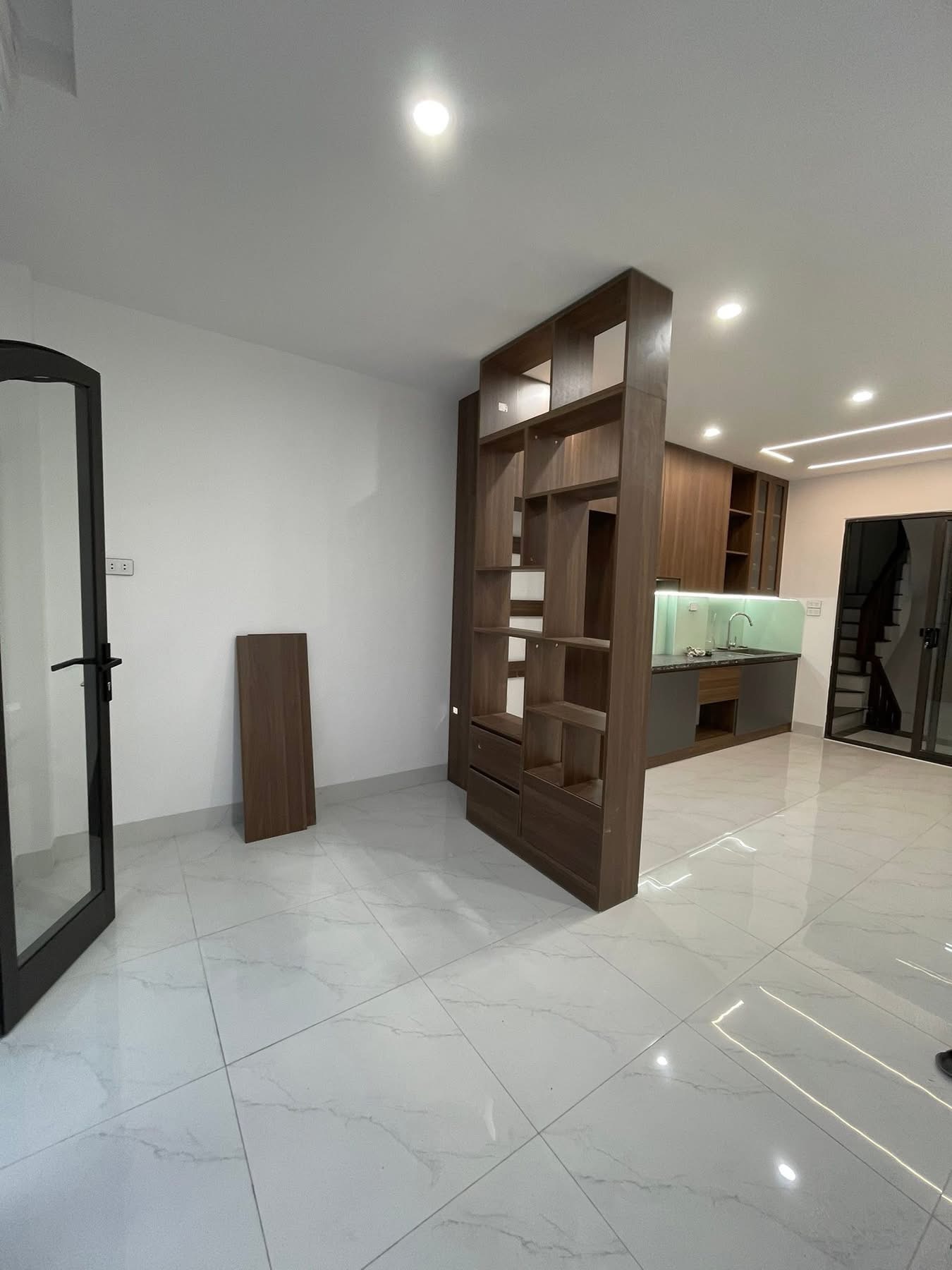 nhà đẹp đại đồng hoàng mai 45m2 5 tầng 9,55 - Ảnh 5