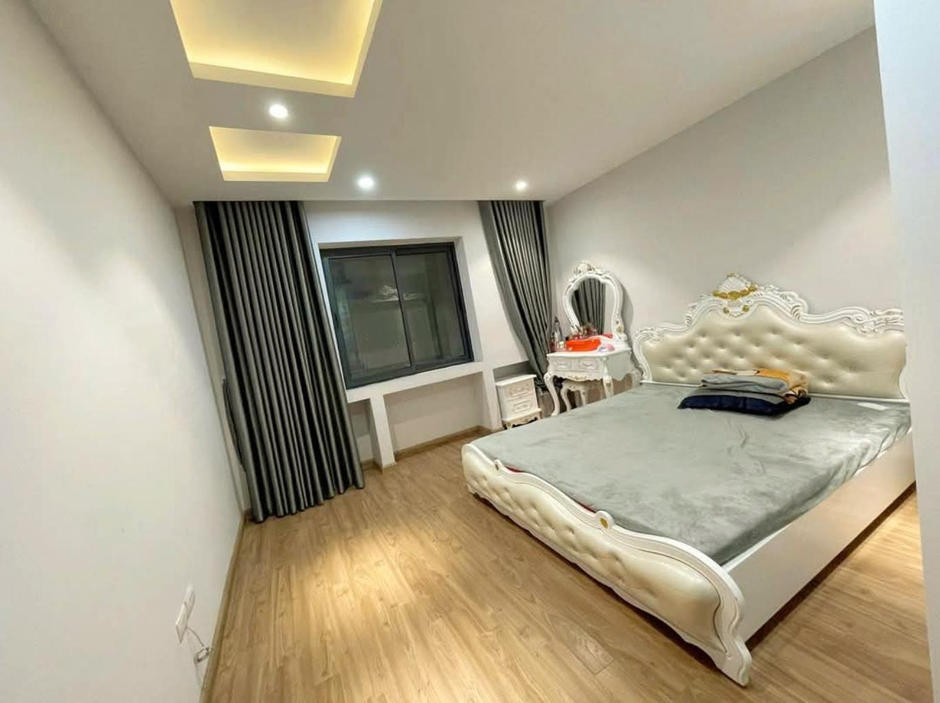 SIÊU ĐẸP - SIÊU HIẾM - NHÀ PHỐ - LÔ GÓC - MẶT TIỀN KHỦNG CHỈ 8.X TỶ - Ảnh 1