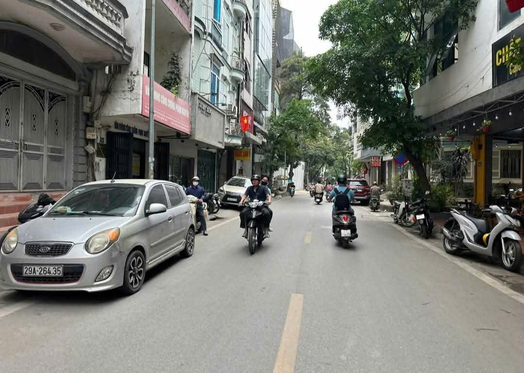 BÁN NHÀ HOÀNG QUỐC VIỆT, PHÂN LÔ, ÔTÔ TRÁNH, VỈA HÈ KINH DOANH, DT 51M2 GIÁ 16 TỶ 680 - Ảnh 4