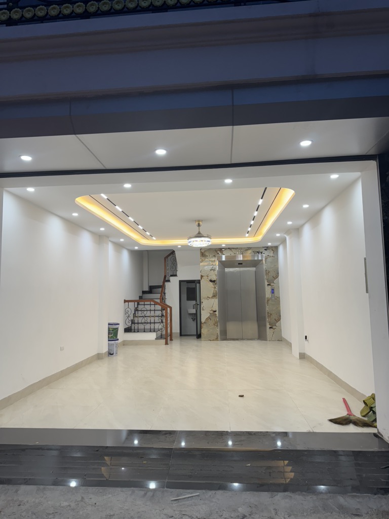 Bán nhà Ngọc Thuỵ sau trường Pháp 46m x 6T gara thang máy, kd nhỏ nhỉnh 13 tỷ tl. LH 0936123469 - Ảnh chính