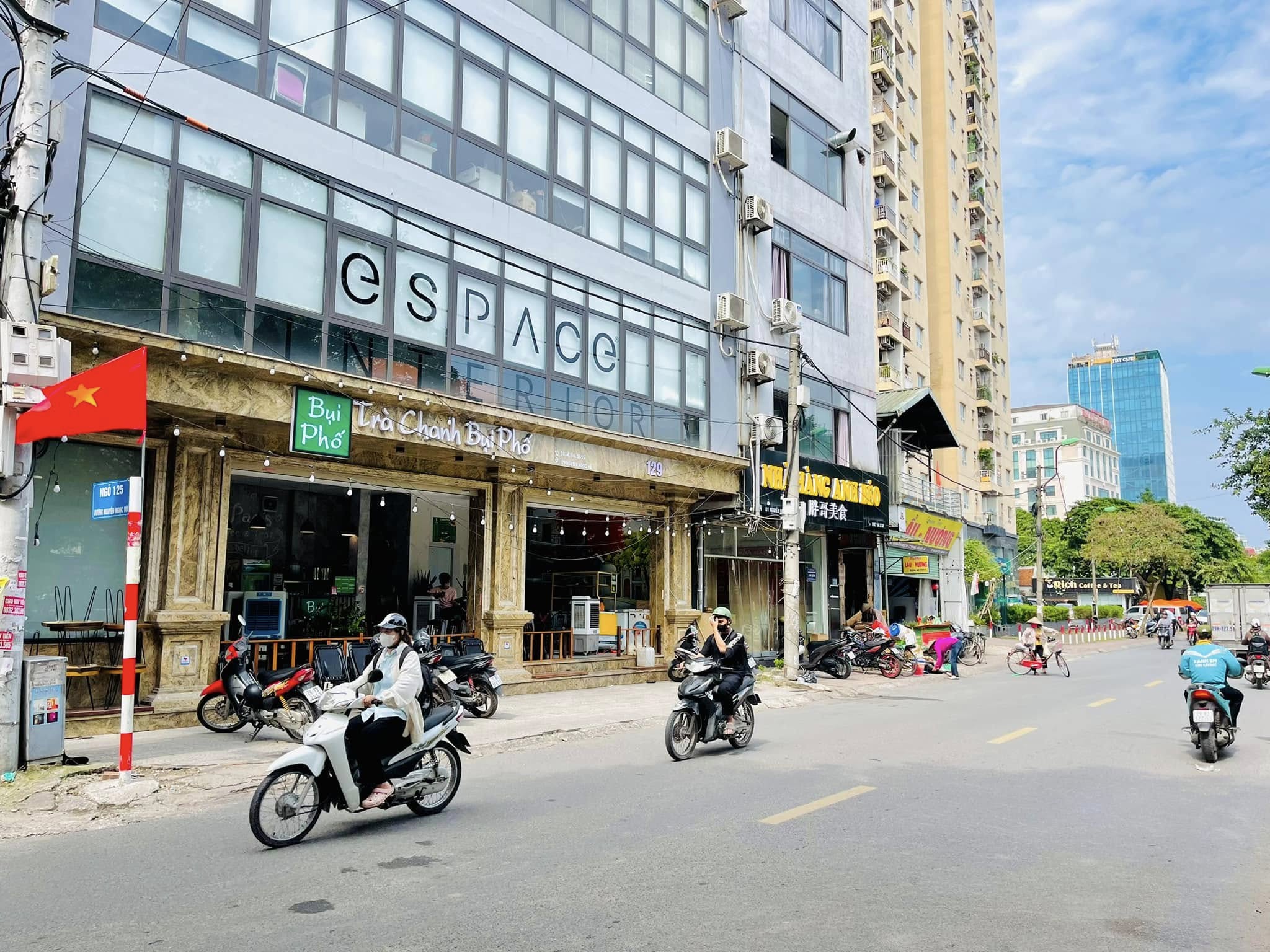 MẶT PHỐ NGUYỄN NGỌC VŨ, VỈA HÈ KINH DOANH_DT 200M2, 4TẦNG, MT 7M, 60 TỶ - Ảnh chính