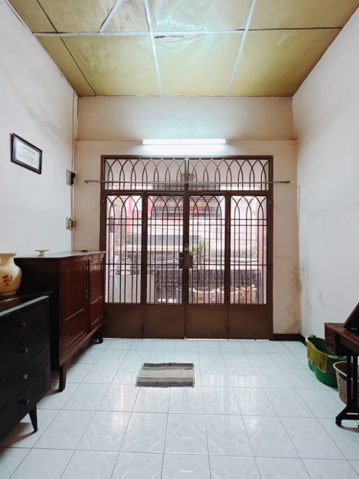 NHÀ BÁN MẶT TIỀN XE HƠI CHẠY NGANG- TRƯỚC NHÀ 4M- GẦN CÔNG VIÊN KHÁNH HỘI - QUA QUẬN 1 VÀ QUẬN 7 - Ảnh 4