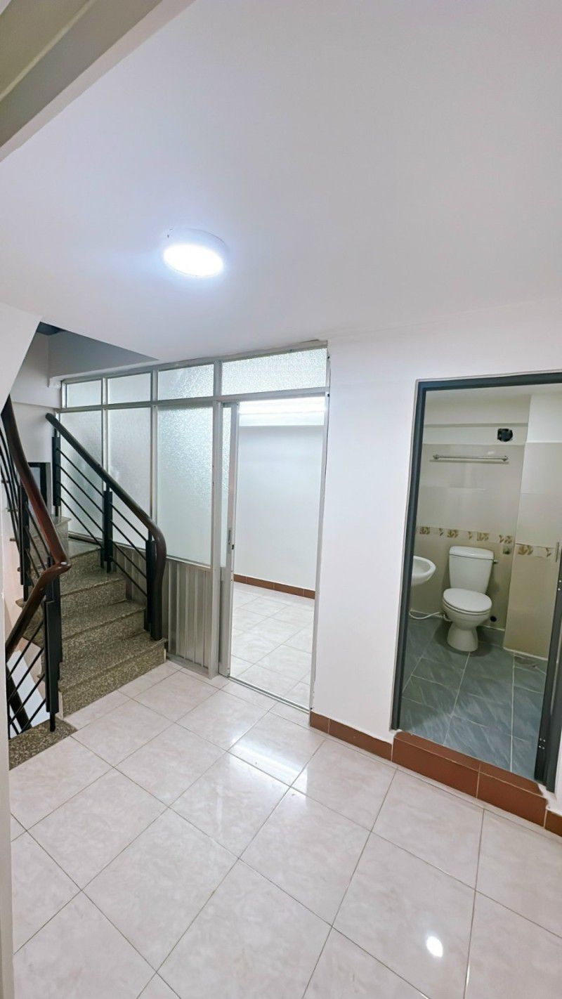 NHÀ 4 TẦNG - ĐƯỜNG TÔN THÁT THUYẾT - QUẬN 4 - 3 PN - HẺM XE HƠI - GIÁ CHỈ 4.7 TỶ - Ảnh 3
