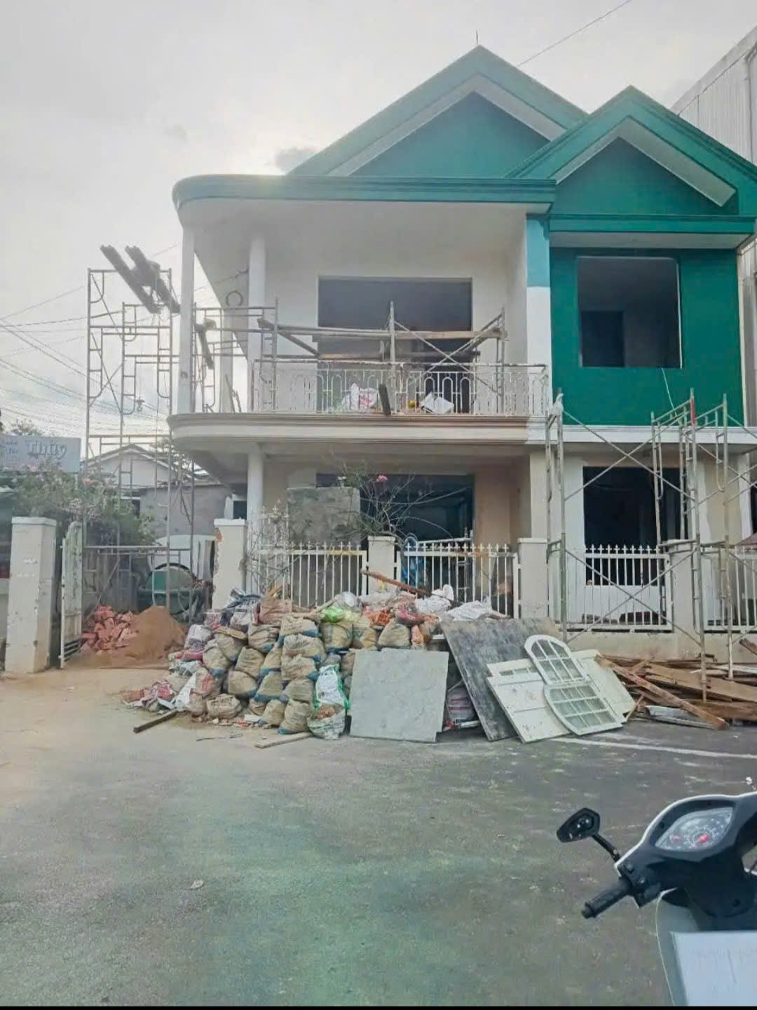 BÁN NHÀ 3 MẶT TIỀN PHAN CHU TRINH PHƯỜNG 9 DALAT - Ảnh 2