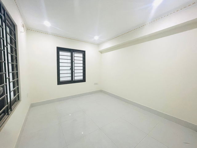 RẺ NHẤT THÁI THỊNH ĐỐNG ĐA 7.8 TỶ 51M NGÕ NÔNG VÀI BƯỚC RA MP THÁI THỊNH, CHỈ VIỆC XÁCH VALI VỀ Ở - Ảnh 2