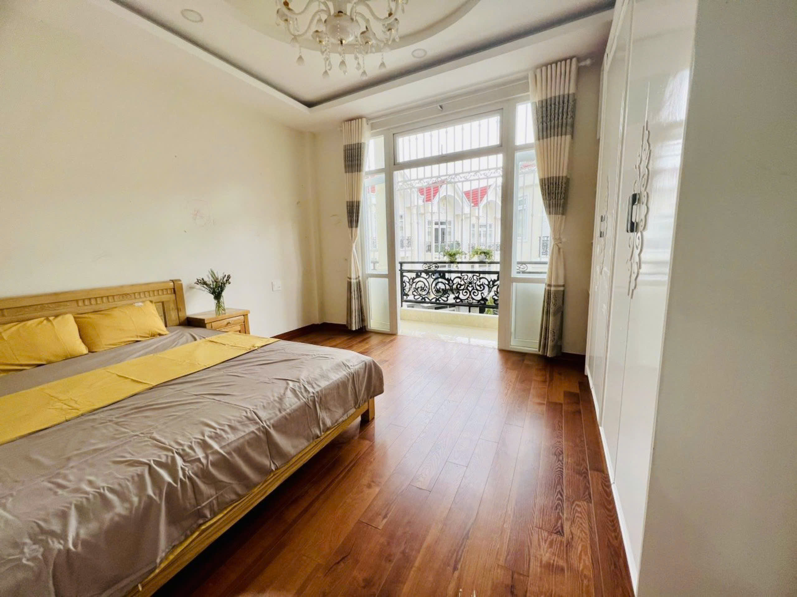CẦN BÁN GÂP NHÀ KHU NGHỈ DƯỠNG GOLDEN Hills Phường 4 Đà Lạt - Ảnh 2