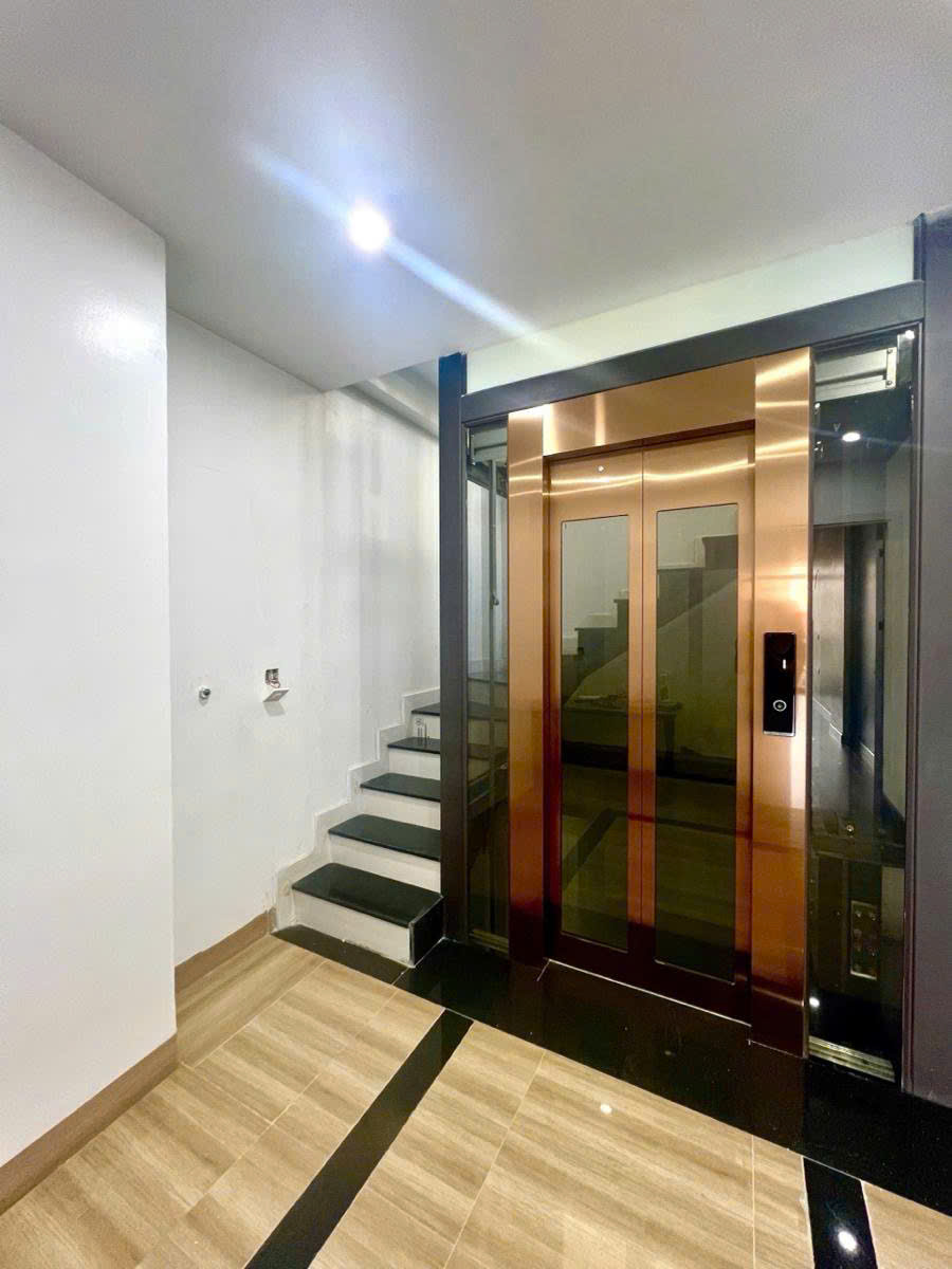 PL Hồ Đền Lừ Thang Máy - Gara Ô Tô - Nội Thất Hiện Đại DT 45m2 6 tầng Giá 19.5 tỷ - Ảnh 4