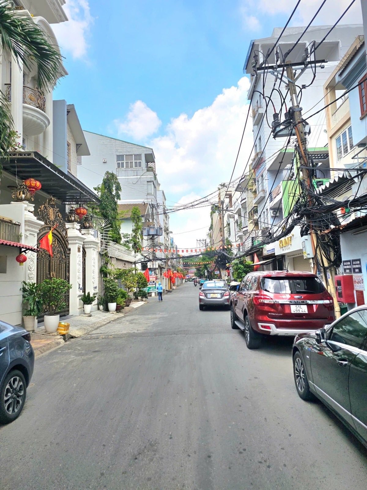 BÁN NHÀ 3 TẦNG CĂN GÓC 2 MẶT TIỀN 10M- NGAY NHÀ GA T3 – 3 TẦNG – 62M2 (4.4mX14.5m) - GIÁ 11.9 tỷ - Ảnh 1