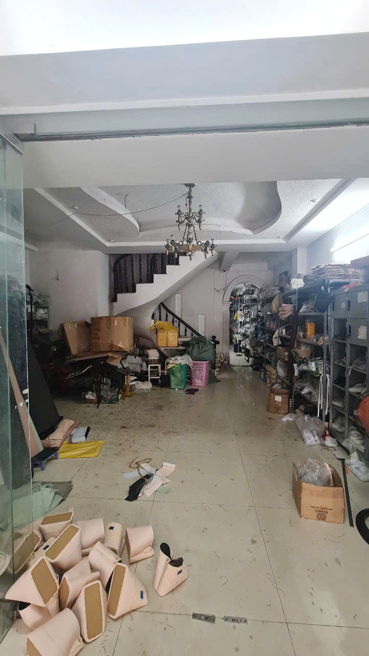 Bán nhà KDC Bình Hưng B/C, ngay bến xe Q8 - Ảnh chính