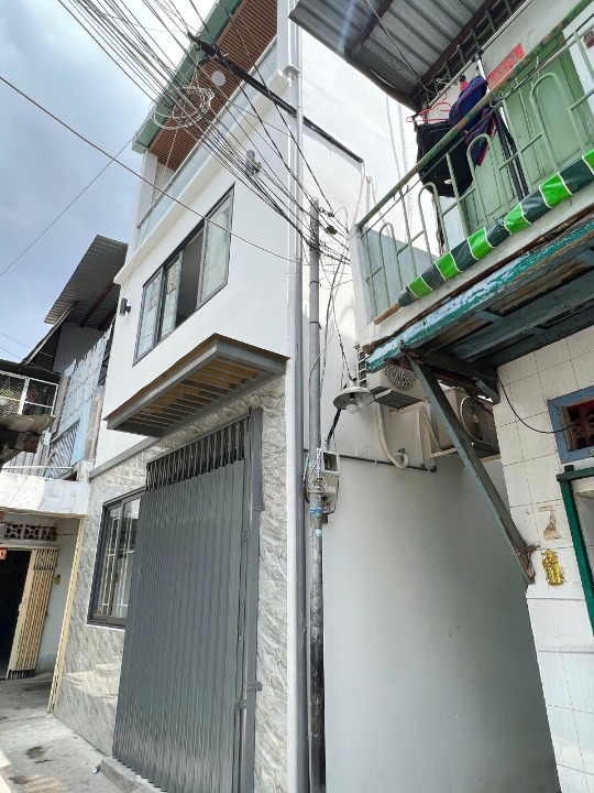 Nhà góc mới 3 tầng sát đường Nguyễn Duy P12Q8. Giá: 3.6 tỷ TL - Ảnh chính