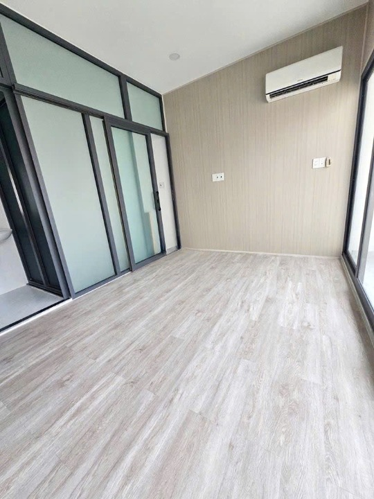 Nhà góc mới 3 tầng sát đường Nguyễn Duy P12Q8. Giá: 3.6 tỷ TL - Ảnh 2