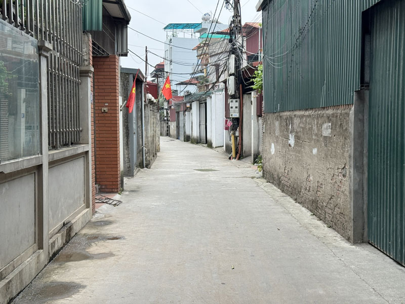 Cần bán 79m2 nhà 3 tầng ngõ 28 Phố Võ Trung, Phúc Lợi. Đường rộng ô tô 7 chỗ ra vào thoải mái - Ảnh chính