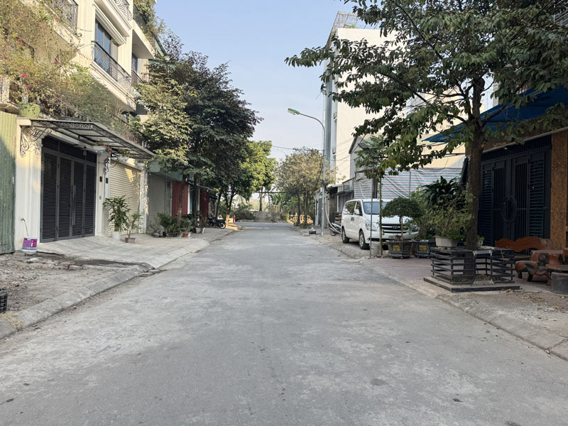 Lô đất 75m2 Tổ 8 Thạch Bàn: Tiềm năng tăng giá, an ninh tốt, gần chợ, trường, giao thông thuận tiện - Ảnh 1
