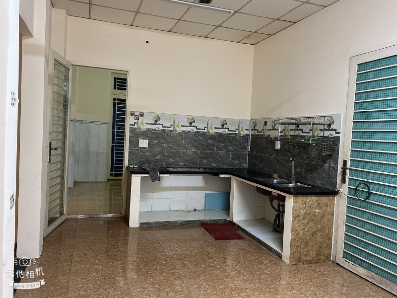Bán nhà MẶT TIỀN kinh doanh đa ngành nghề,ngang KHỦNG 8,5m,gần chợ Xóm Vắng - Ảnh 1