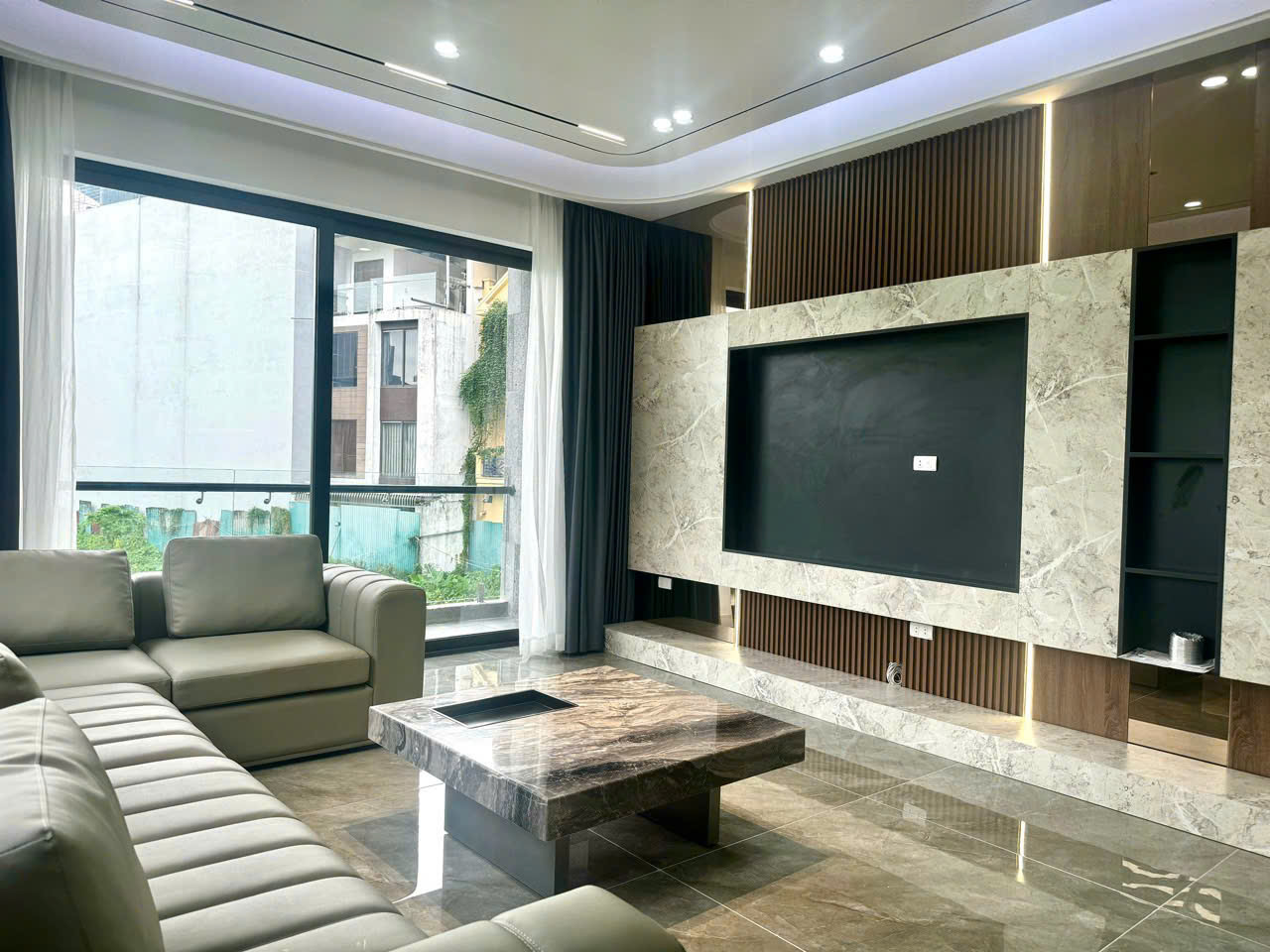 Vip Nhất Bồ Đề, Ngõ Thông Hồng Tiến Ôtô, 5 Tầng Thang Máy, 55M2, Full Nội Thất, Gía 12 tỷ - Ảnh chính