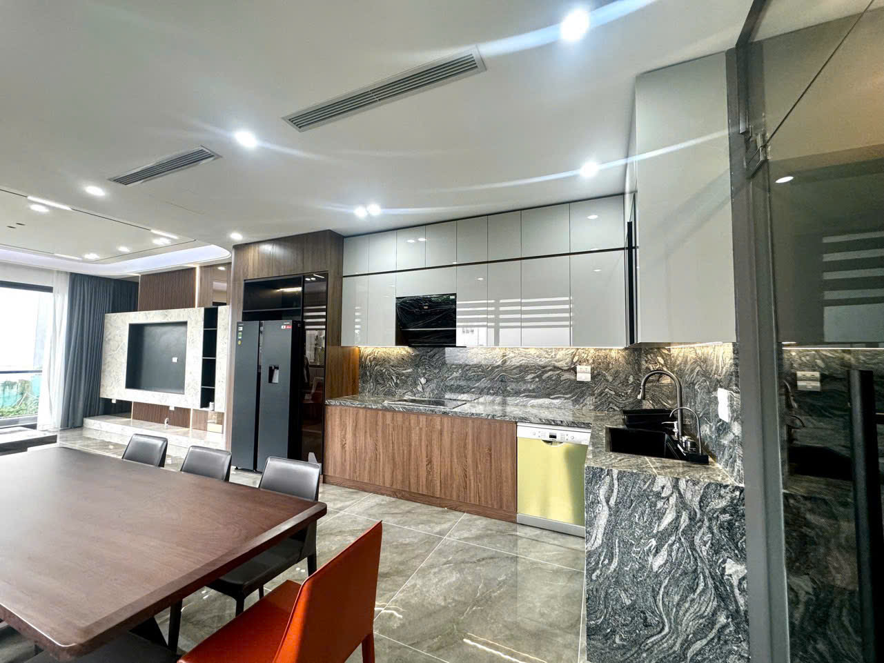Vip Nhất Bồ Đề, Ngõ Thông Hồng Tiến Ôtô, 5 Tầng Thang Máy, 55M2, Full Nội Thất, Gía 12 tỷ - Ảnh 3