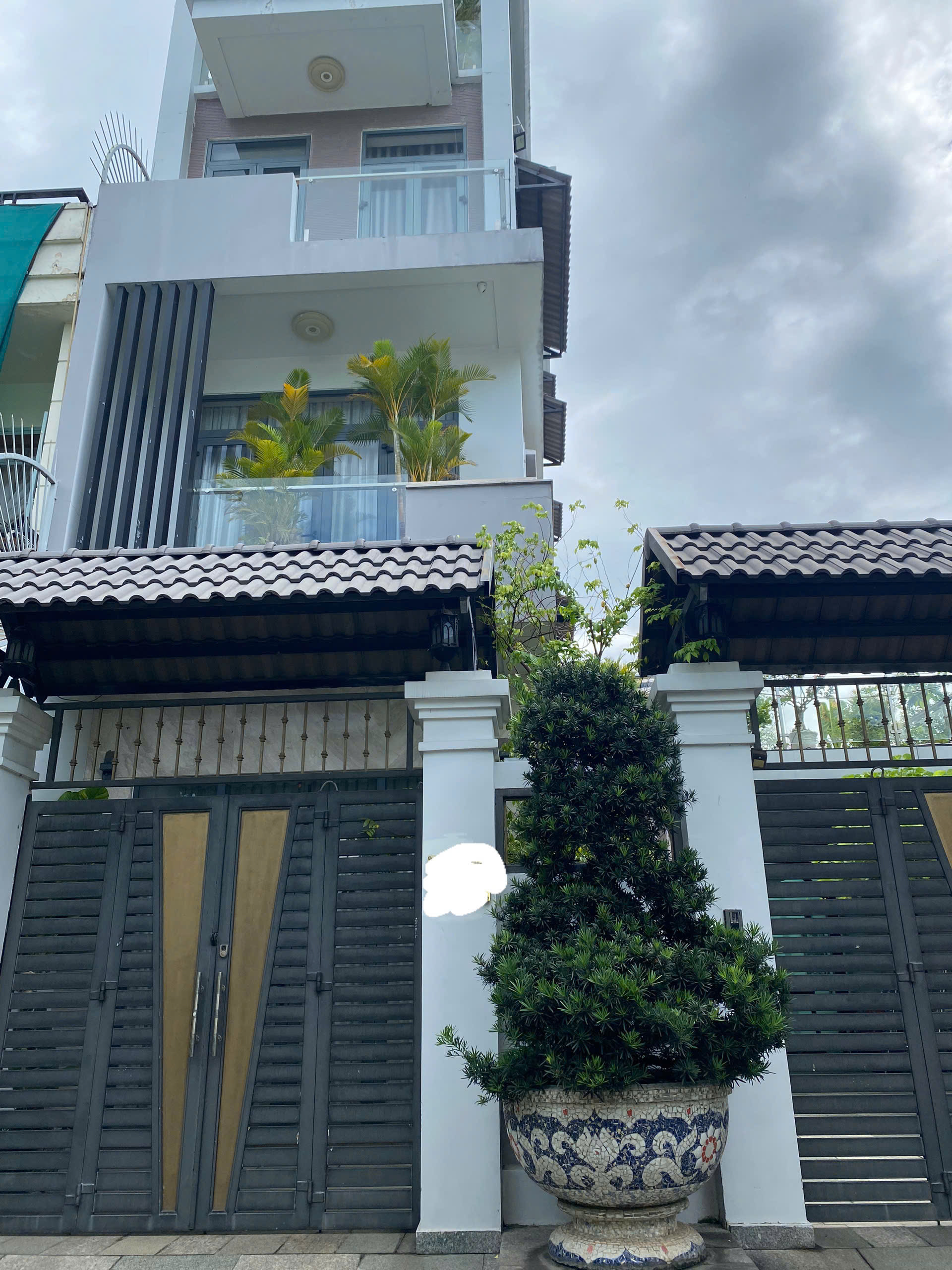 BIỆT THỰ SÂN VƯỜN LÊ ĐỨC THỌ - GARA XE HƠI - KHU PHÂN LÔ ĐỒNG BỘ - CÔNG VIÊN TRƯỚC NHÀ - Ảnh chính
