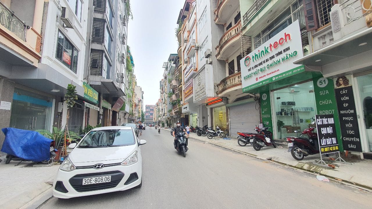 BÁN GẤP NHÀ PHỐ NGUYỄN XIỂN, VỈA HÈ KINH DOANH_DT 60M2, 5 TẦNG, MT 4.5M, 21TỶ - Ảnh chính