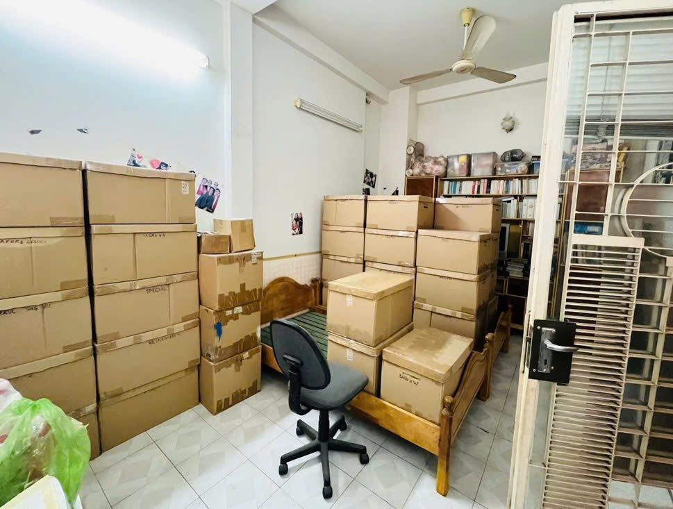 BÁN NHÀ 3 TẦNG HUỲNH TẤN PHÁT – GẦN PHÚ MỸ HƯNG – XE HƠI ĐỖ CỬA – CHỈ 8.4 TỶ - Ảnh 1
