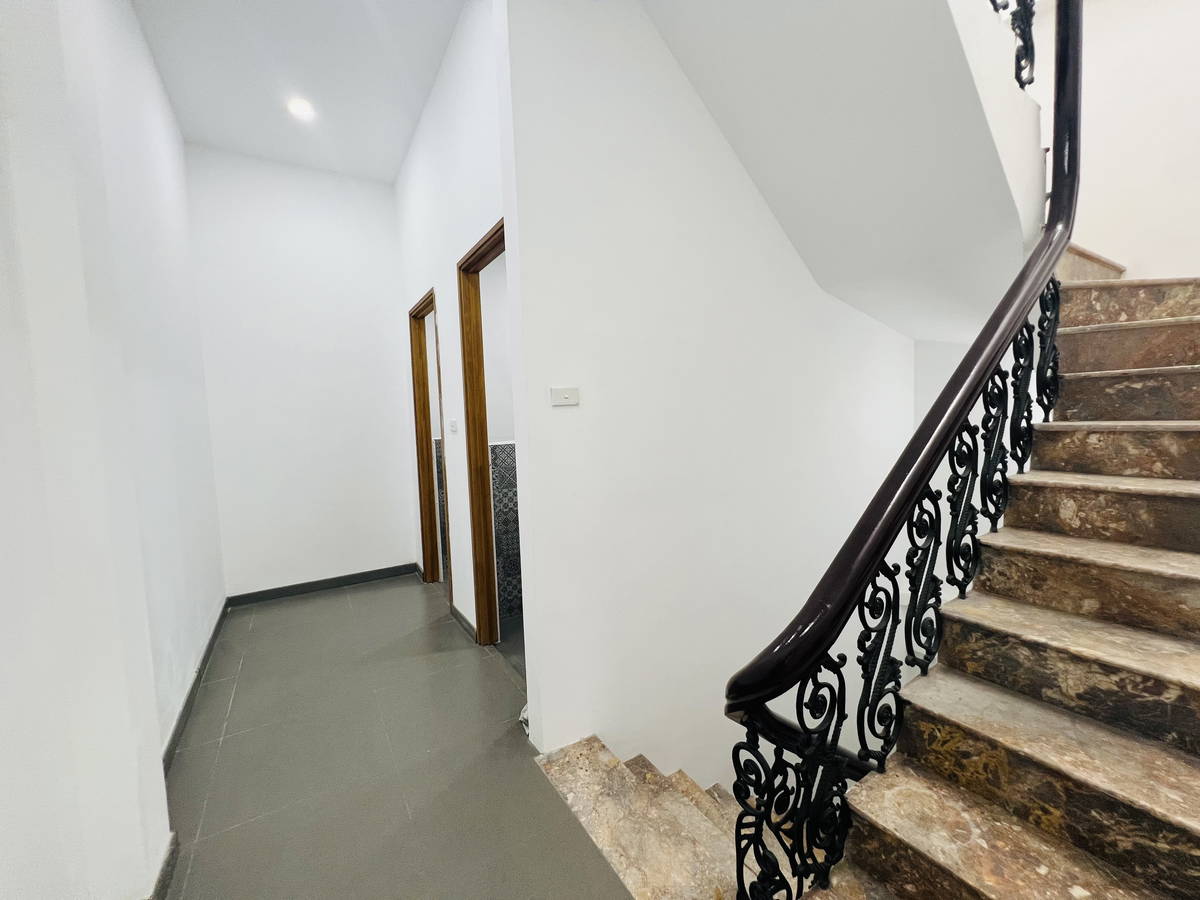 Bán Nhà Mặt Phố Phạm Ngọc Thạch. Đống Đa. Ô Tô. Vỉa Hè. DT 59m2. MT 4,5m. Giá 29,6 Tỷ. - Ảnh 1
