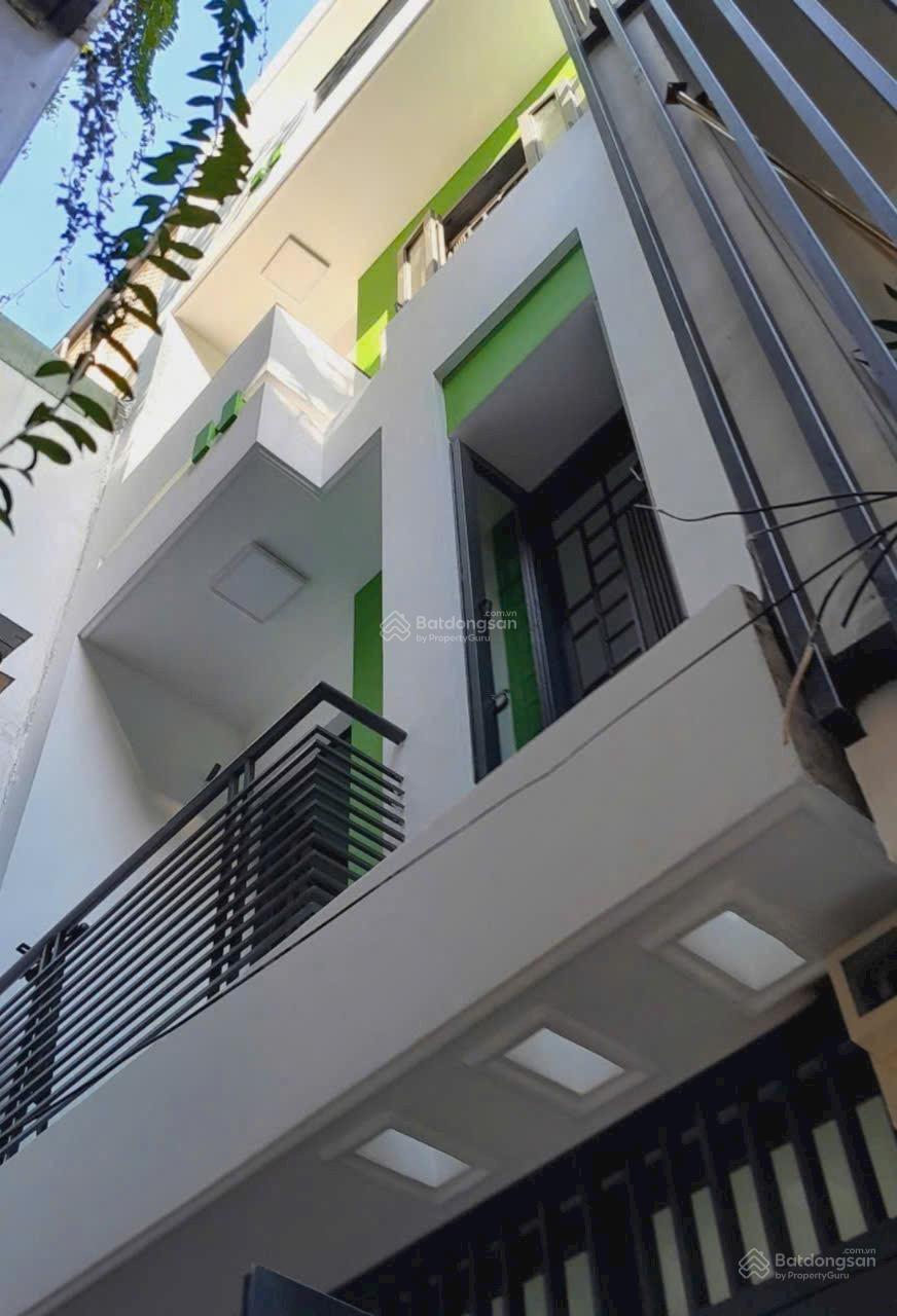 **5 TỶ HƠN- Nhà mới Đẹp 4 Tầng Sát Mặt Tiền Trần Hưng Đạo TT Quận 5-Giáp Quận 1 - Ảnh 1