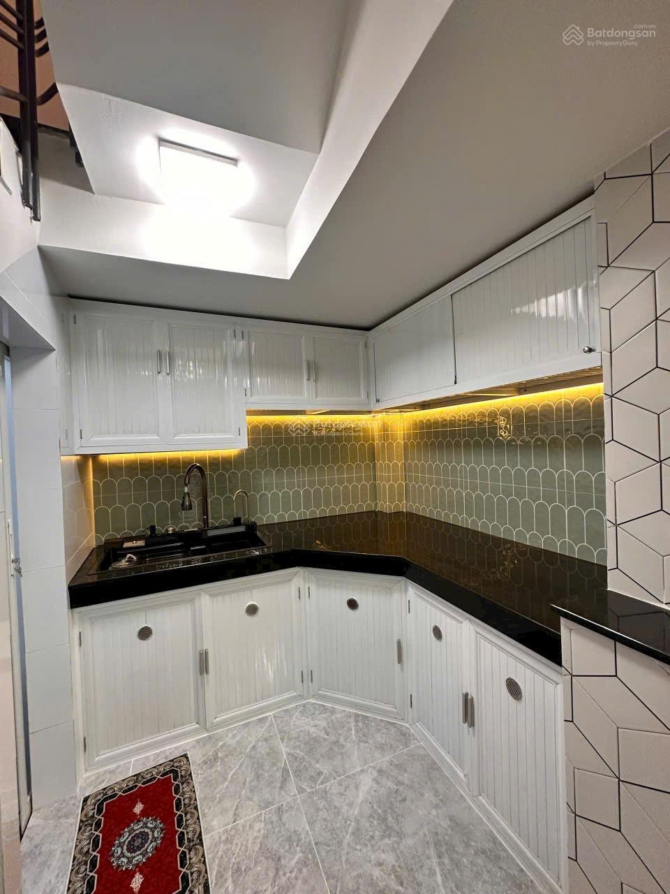 **5 TỶ HƠN- Nhà mới Đẹp 4 Tầng Sát Mặt Tiền Trần Hưng Đạo TT Quận 5-Giáp Quận 1 - Ảnh 2