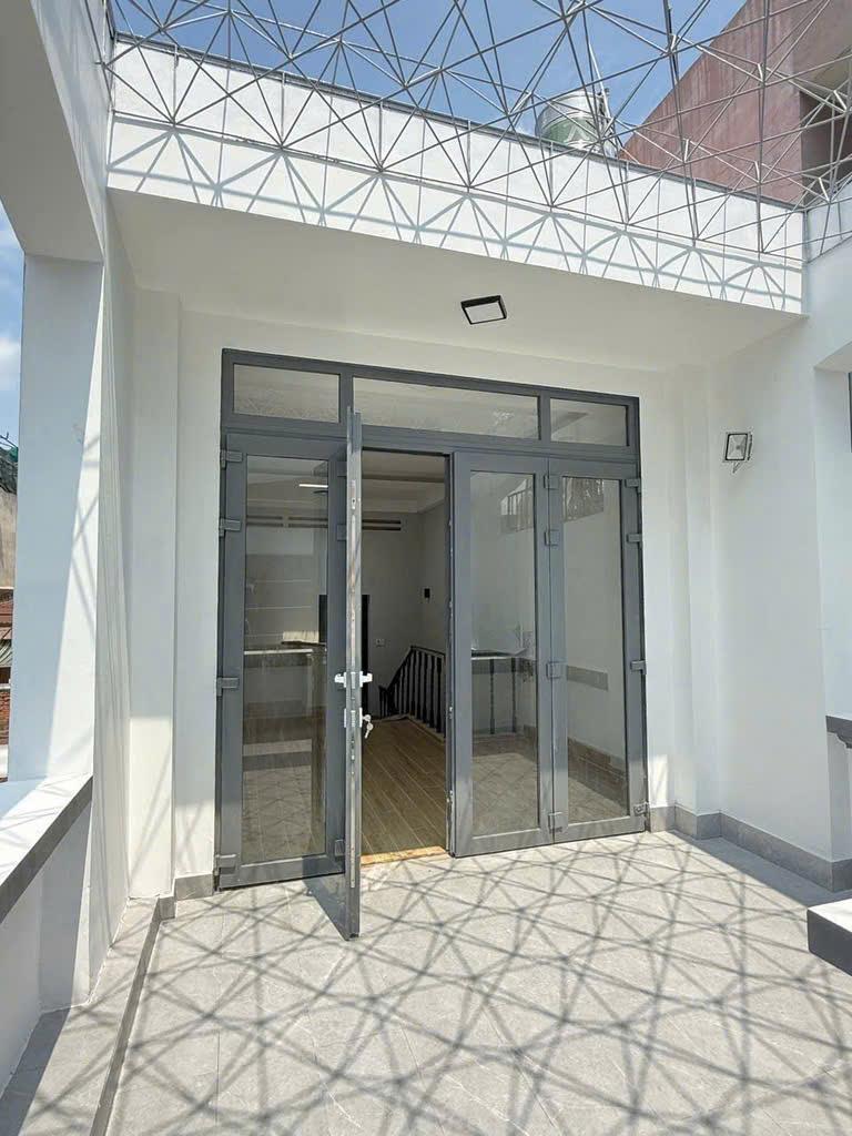 BÁN NHÀ GẦN HỒNG BÀNG,QUẬN 11,3 TẦNG,61M2,HẺM XE HƠI TRÁNH,CHỈ 8 TỶ - Ảnh 4