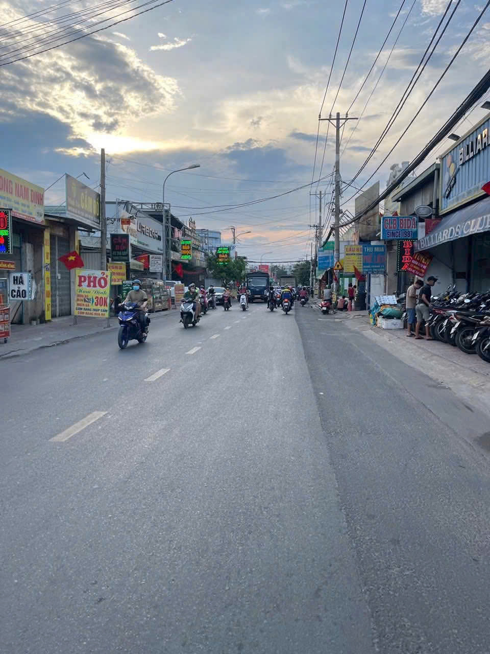 MT KHỦNG (15x25m) – TRƯƠNG THỊ HOA, Q12 – VỊ TRÍ VÀNG CHO CAFE, NGÂN HÀNG, TIỆM VÀNG - Ảnh 2