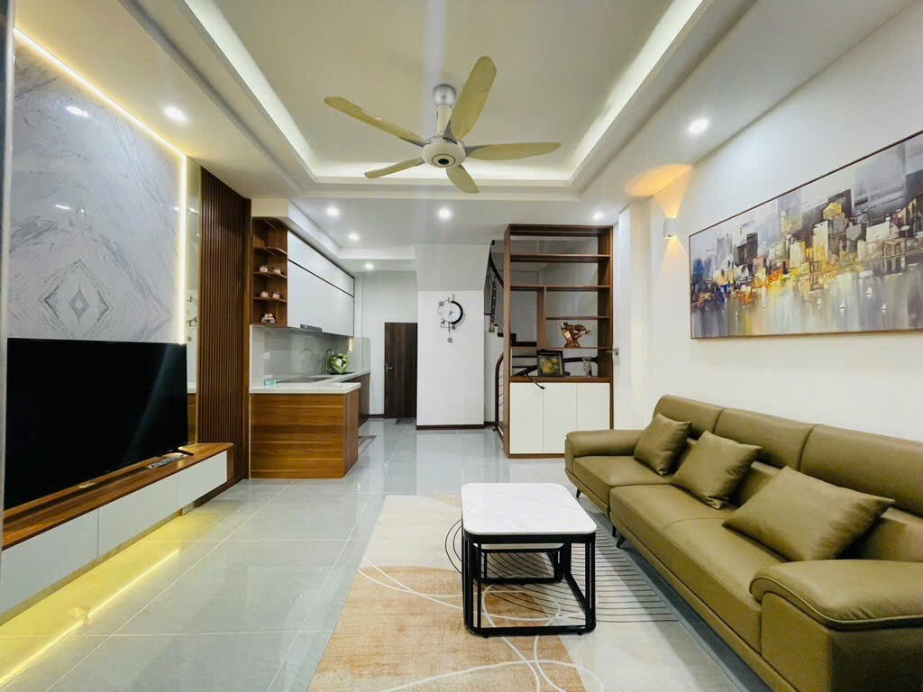 Đội Cấn 35m2 x mặt tiền rộng 4.2M - Cách ô tô đỗ 40M - Ngõ thoáng sáng. - Ảnh chính