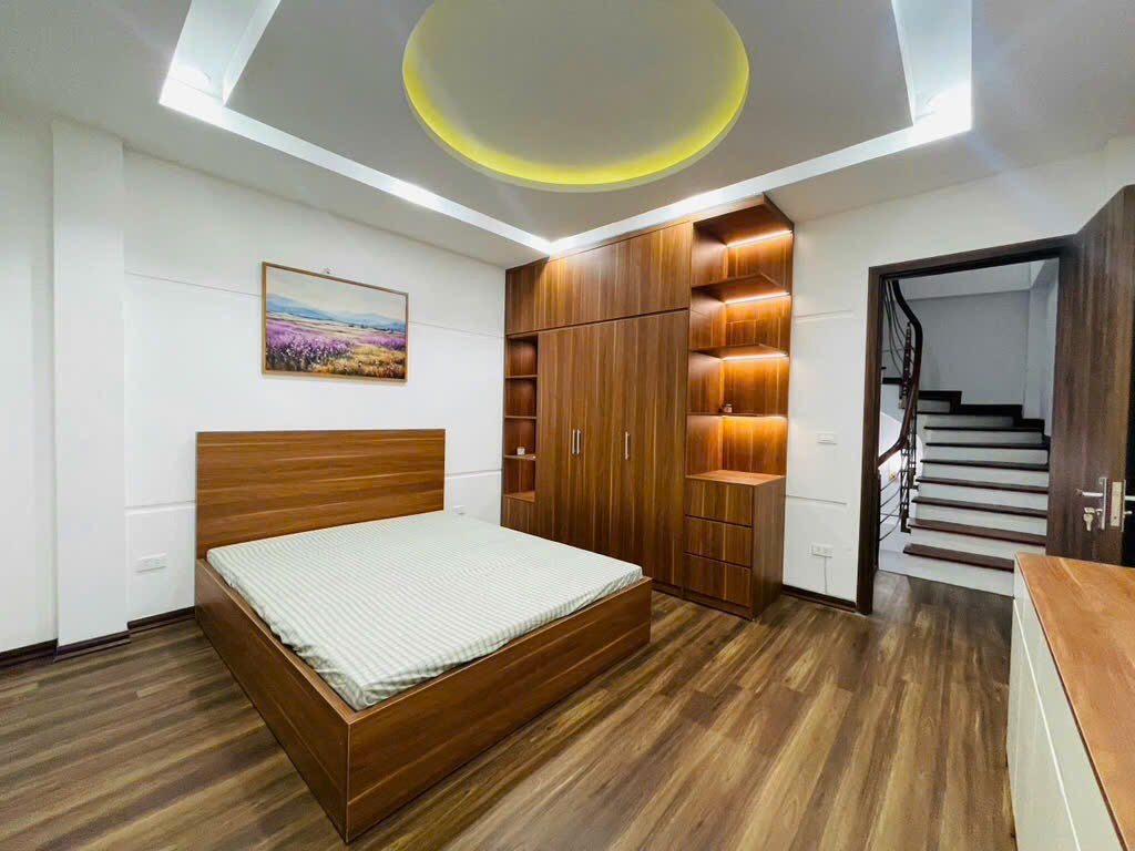 Đội Cấn 35m2 x mặt tiền rộng 4.2M - Cách ô tô đỗ 40M - Ngõ thoáng sáng. - Ảnh 2