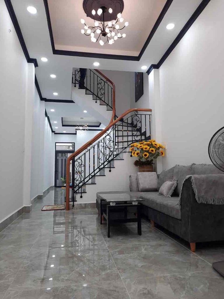**Bán nhà phường 2, Tân Bình** HXH đường Bạch Đằng, (5x16) 3 tầng 11 tỷ - Ảnh chính