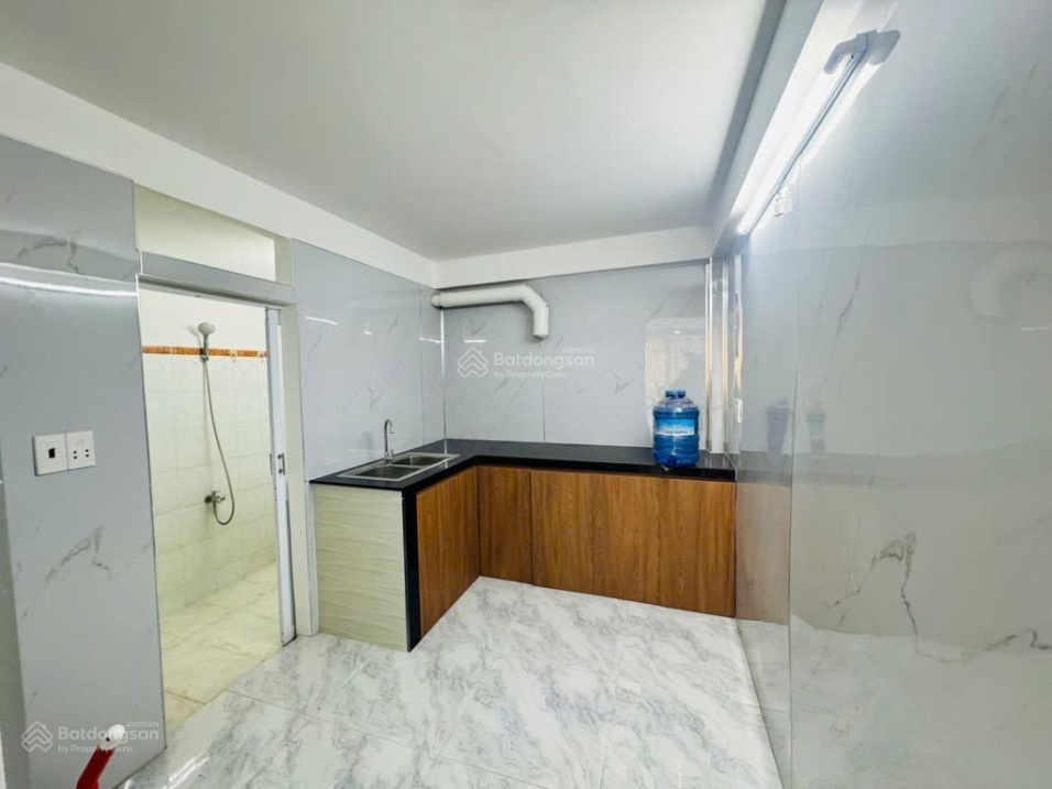 Bán nhà đẹp 5 tầng -Nguyễn Trãi - quận 5 - sổ vuông vức - hoàn công đủ - nhỉnh 7 tỷ - Ảnh 2