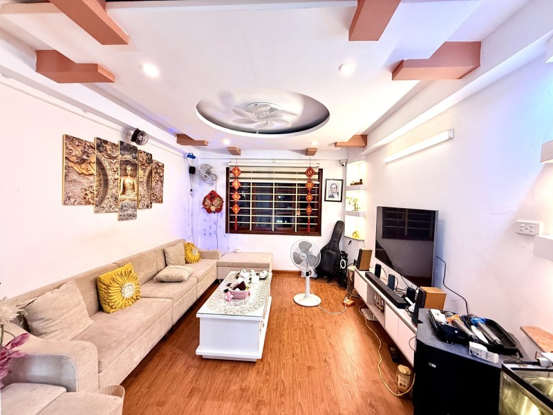 Cực hiếm. Bán nhà Vũ Trọng Phụng, Thanh Xuân. 32m2 x 5 Tầng. NGÕ NÔNG, SÁT PHỐ. 9 Tỷ. - Ảnh 2