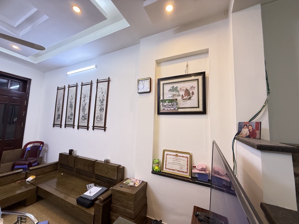 HIẾM NHẤT KHU VỰC - NHÀ DÂN XÂY -  NGÕ RỘNG NÔNG GẦN Ô TÔ - TƯƠNG LAI QUY HOẠCH RA MẶT PHỐ - 2 - Ảnh 3
