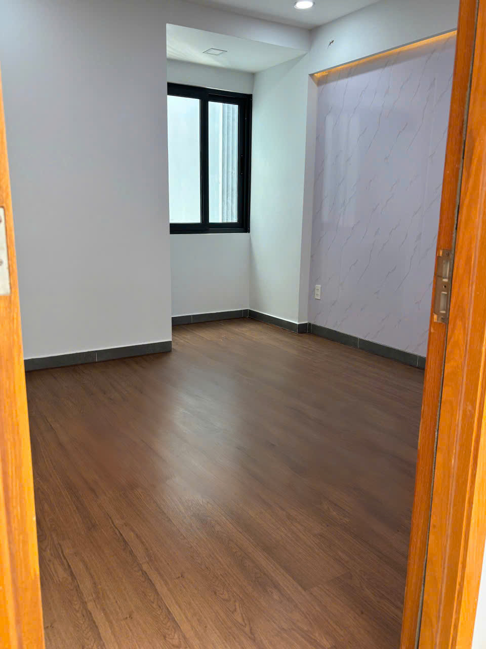 Nhà Mới 3 Tầng Cách Nặt Tiền 15M Hẻm Thẳng Xe Hơi Sổ Vuông 53m2 Gía 6,1 Tỷ Thương Lượng - Ảnh 4