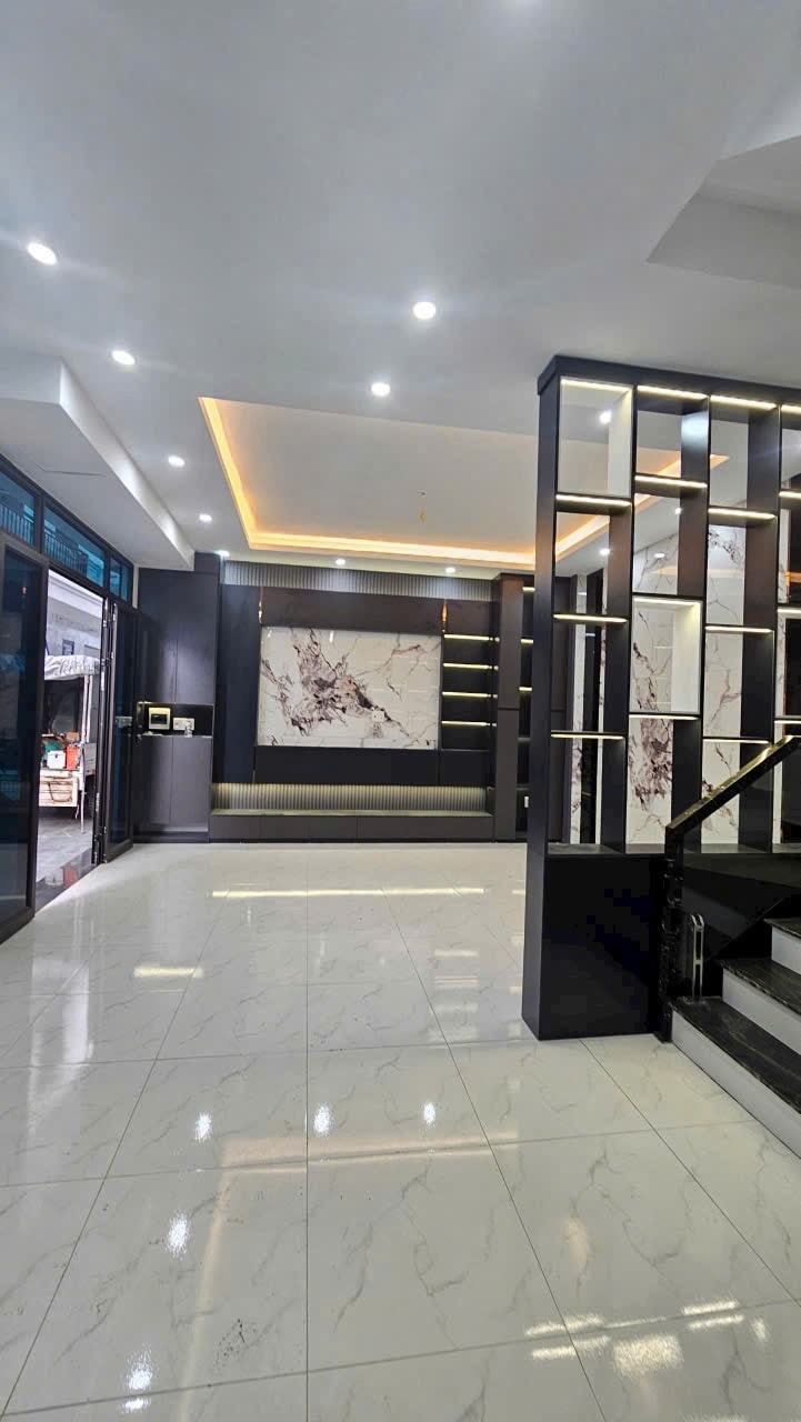 NHÀ 3 TẦNG - Ô TÔ ĐỖ CỬA - TIỆN ÍCH ĐẦY ĐỦ - TẠI BẮC HÀ KIẾN AN - Ảnh 4