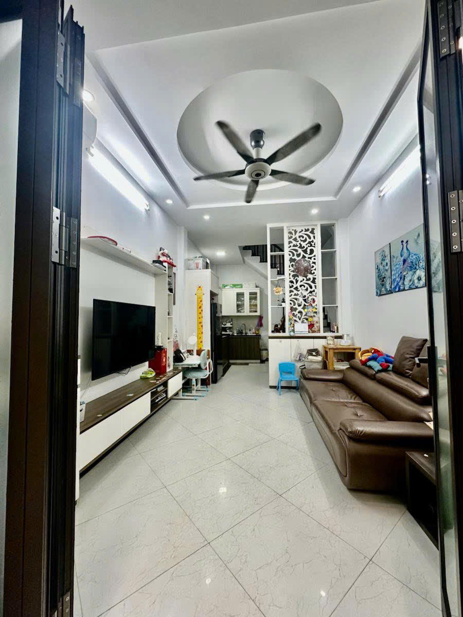 NHÀ ĐẸP KHƯƠNG ĐÌNH THANH XUÂN - FULL NỘI THẤT - DT30m2 GIÁ HƠN 7 TỶ - Ảnh 1