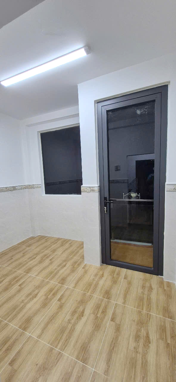 Nhà 4 tầng hẻm Dương Bá Trạc P1Q8. Giá 3,9 tỷ TL - Ảnh 3