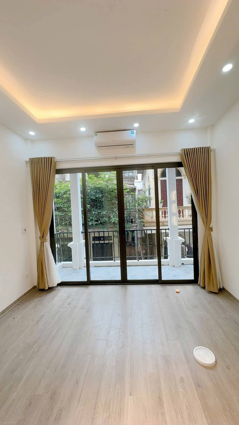 BÁN NHÀ PHỐ HOÀNG VĂN THÁI THANH XUÂN, PHÂN LÔ Ô TÔ 5 TẦNG KINH DOANH. DT 55M2 GIÁ 15.5 TỶ - Ảnh 2