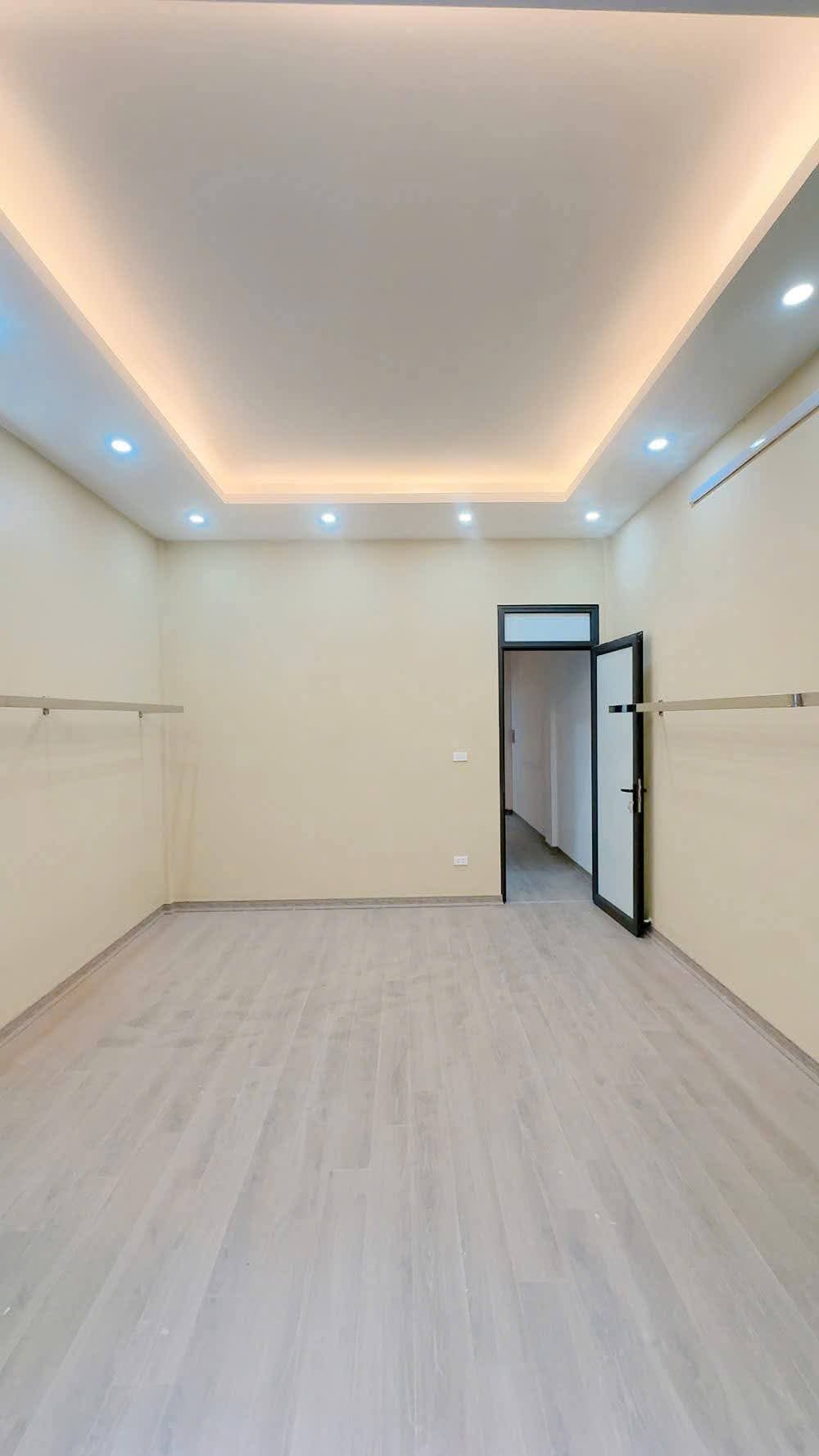 BÁN NHÀ PHỐ HOÀNG VĂN THÁI THANH XUÂN, PHÂN LÔ Ô TÔ 5 TẦNG KINH DOANH. DT 55M2 GIÁ 15.5 TỶ - Ảnh 3