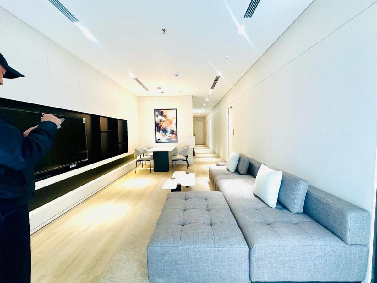 Bán nhà mặt phố Tô Hiến Thành, 160m2, mặt tiền 7.1m, 94 tỷ, xây tòa văn phòng đẹp hết ý - Ảnh chính