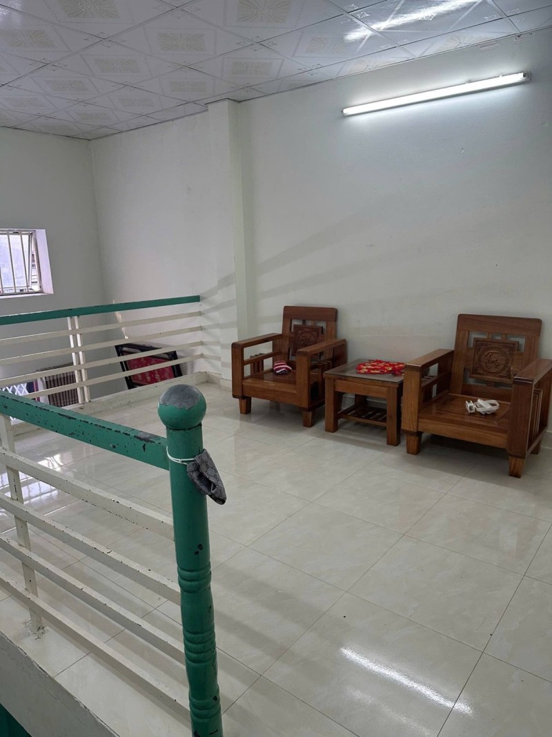 ► Nhà gần Tạ Hiện Chợ Hoà Cường, Ô tô đậu 30m, 42m2, mê lửng cứng sạch, 2.x tỷ - Ảnh 3