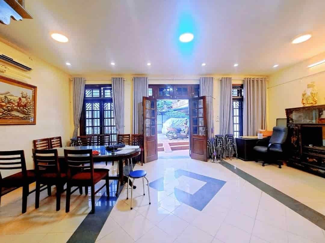 Bán nhà Văn Cao, Ba Đình 90m2, mặt tiền 6m vỉa hè ô tô 2 thoáng 37.5 tỷ gần Hồ Tây - Ảnh chính