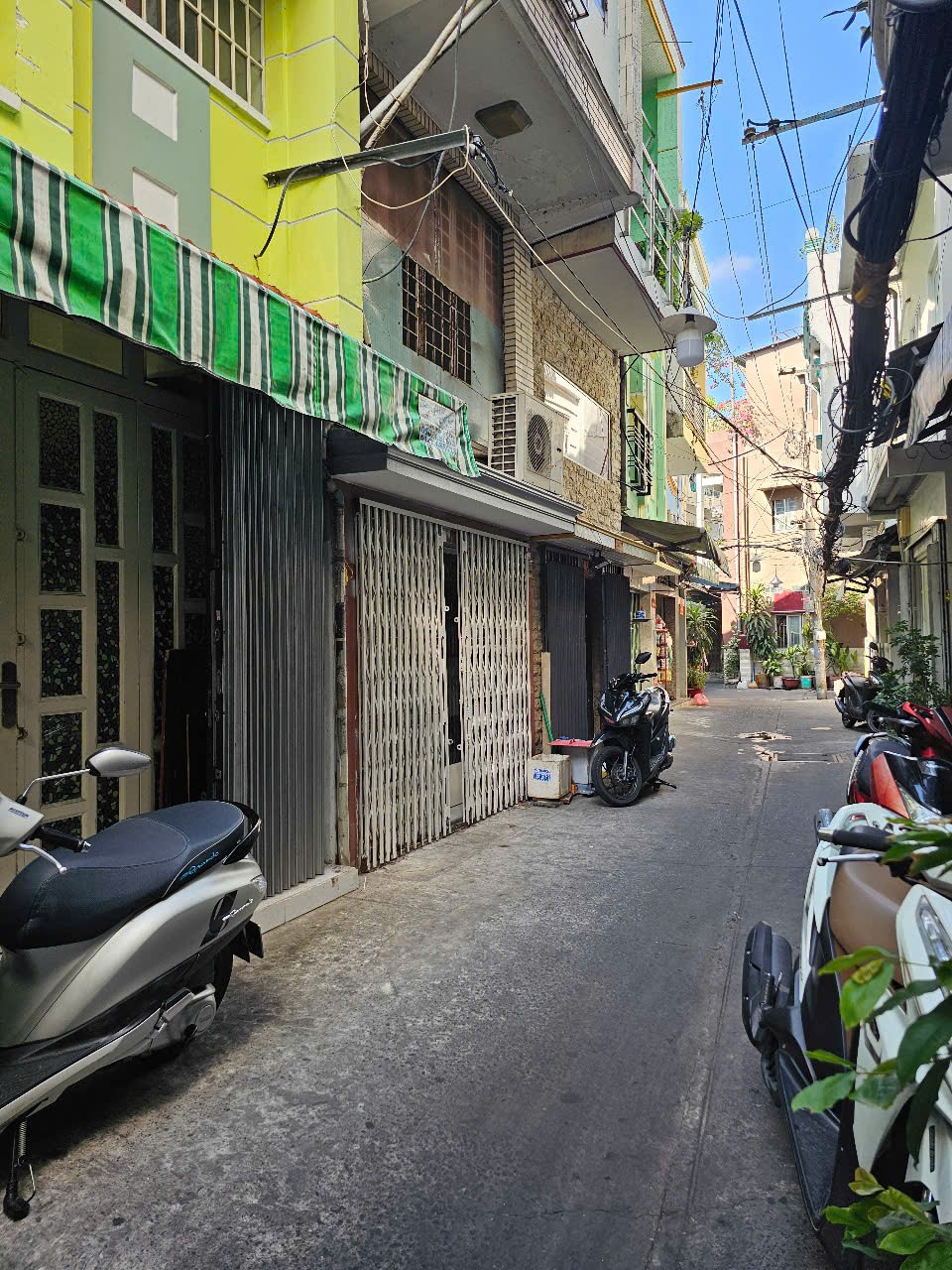 Chính Chủ Cần Bán Căn Nhà  Đường Đoàn Văn Bơ, Phường 9, Quận 4, Tp Hồ Chí Minh - Ảnh 1