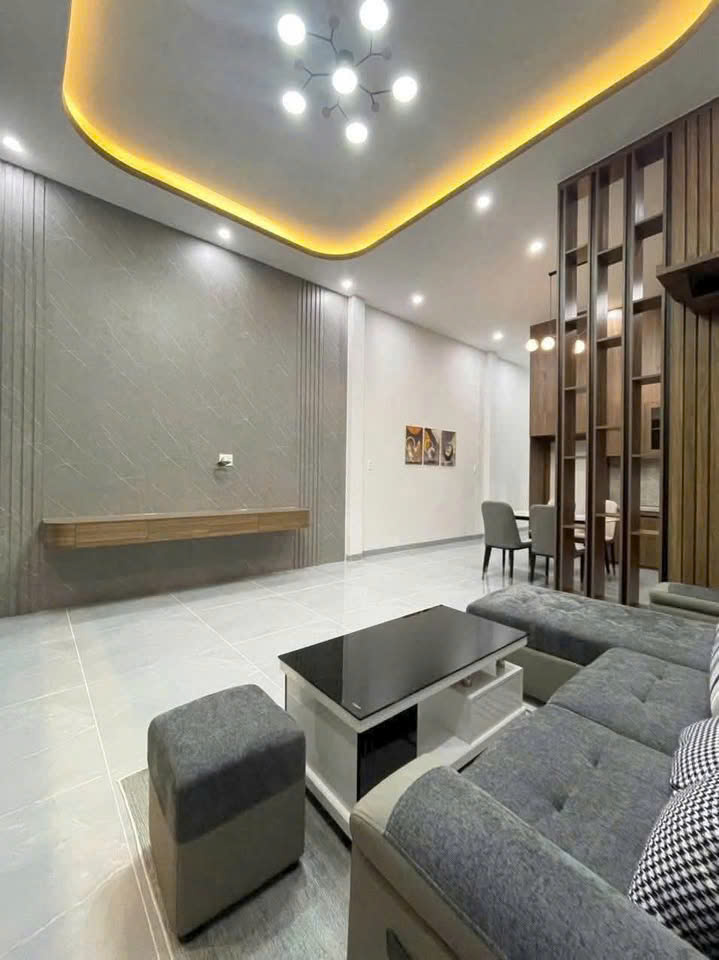 KÈO THƠM!!! Xuất hiện căn cấp 4 hoàn thiện với diện tích quá đẹp 4.5x23m  - Sổ riêng thổ cư 100% - Ảnh 2
