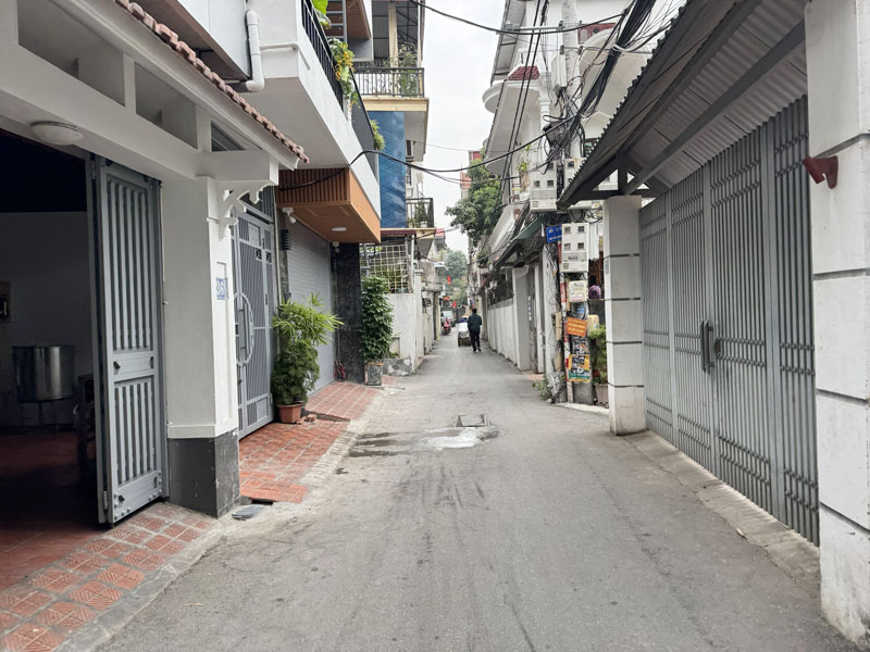 Bán nhà 3 mặt thoáng DT: 47,6m2, 3 tầng cũ tại Vũ Xuân Thiều, Sài Đồng. Đường thông xe ô tô 7 chỗ - Ảnh 4