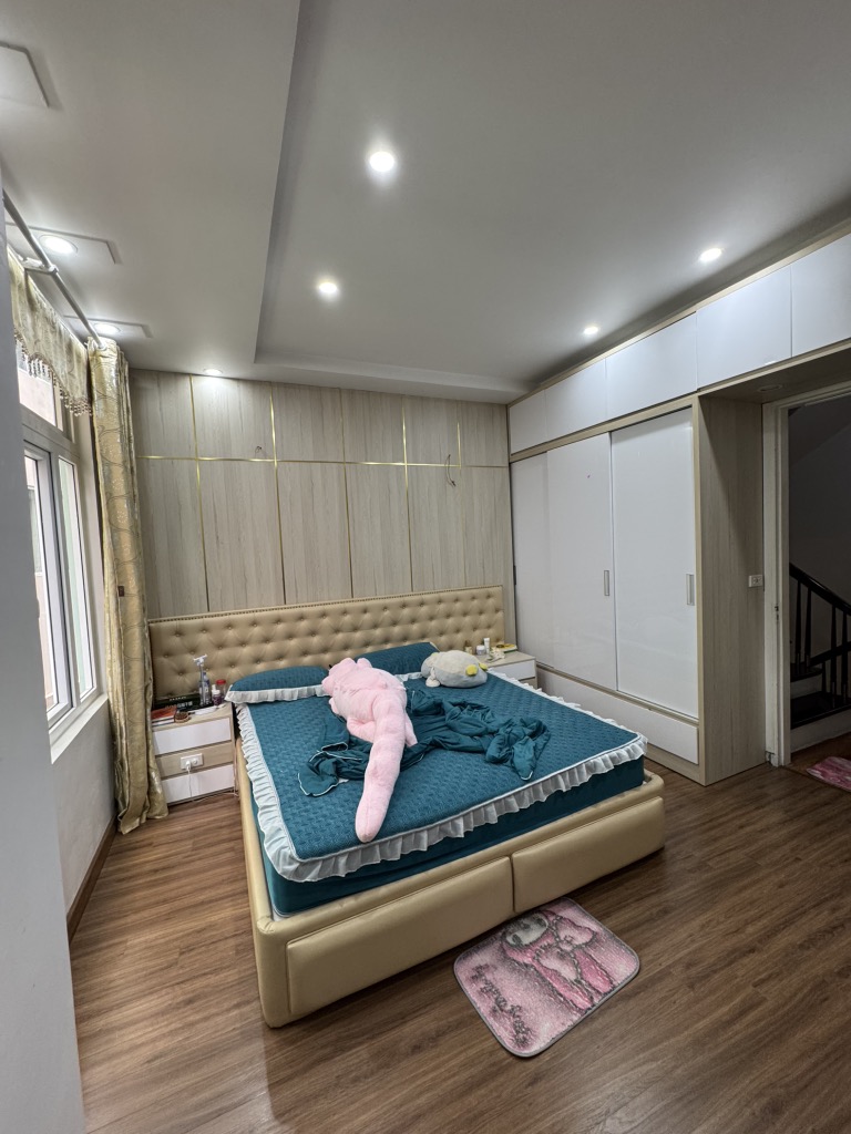 SIÊU PHẨM HOÀNG CẦU 48M  – GẦN PHỐ – GẦN HỒ – NGÕ THÔNG – KINH DOANH Ô TÔ – KHÓ TÌM CĂN THỨ 2 - Ảnh 4