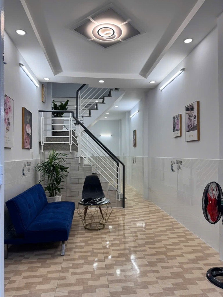 Bán nhà HXH đường T8, gần Lê Trọng Tấn, Tây Thạnh Tân Phú, 2 tầng đẹp, 3x10, chỉ hơn 3 tỷ - Ảnh chính
