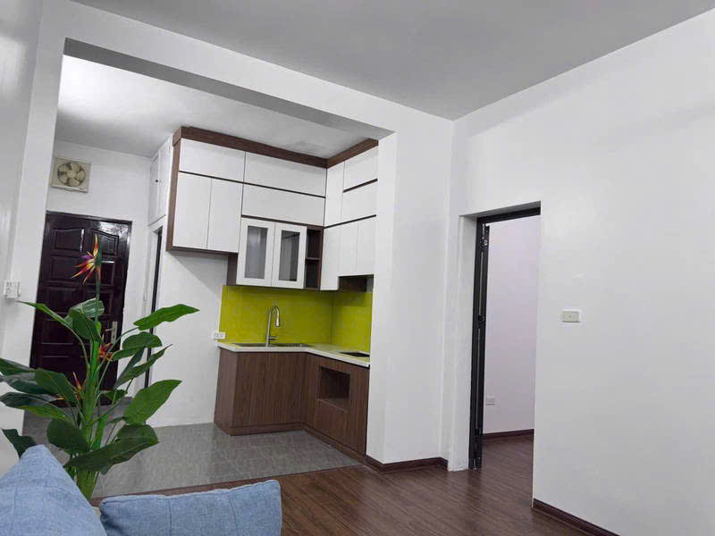 HOT!!! NHÀ TẬP THỂ KHU B NGHĨA TÂN – TẦNG 4 – 65M- 2 NGỦ - 2 VỆ SINH – GIÁ 3 TỶ 900 - Ảnh chính