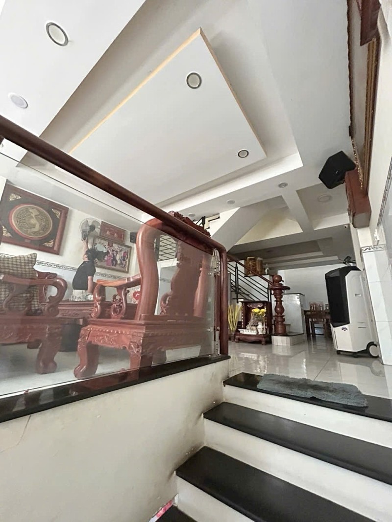 Bán Nhà 3 Tầng Mặt Tiền 5m,  Nguyễn Văn Nghi, Gò Vấp - Chỉ 6.5 Tỷ - Ảnh 3